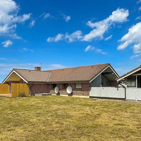 4 Star Holiday Home In Lokken * Лёккен